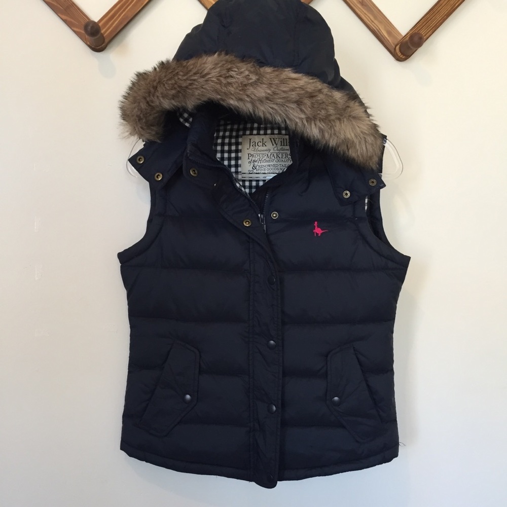 Jack Wills vest w/ fur lined detachable hood